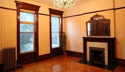 Lefferts Gardens Katil 4*